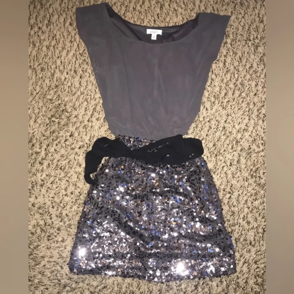 Juniors Candies sequined Gray/Silver Dress ( Size Medium) CUTE!!! - Picture 5 of 5